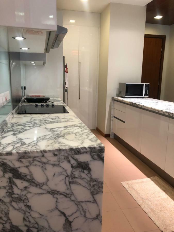 The Suites At Waterside Straits Quay By Plush Bagan Jermal Quarto foto